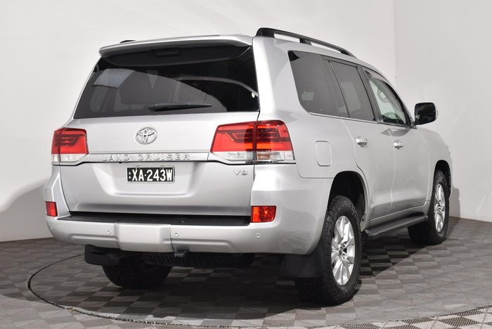 2020 Toyota Landcruiser VX