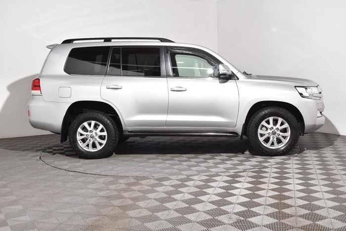 2020 Toyota Landcruiser VX