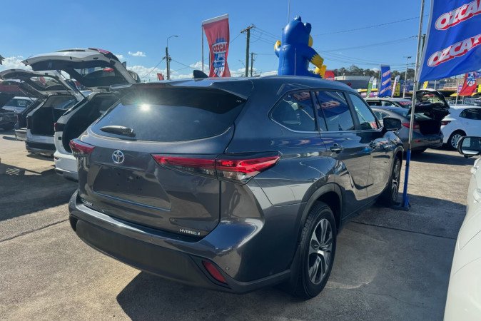 2024 TOYOTA KLUGER GXL HYBRID AWD