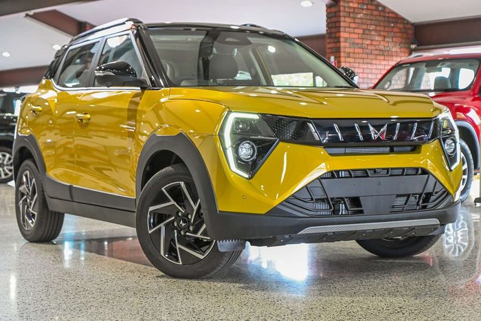 2025 Mahindra XUV3XO