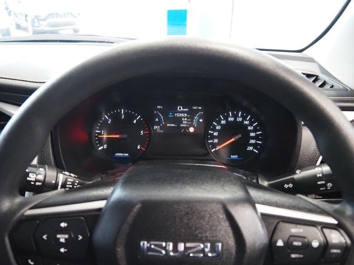 2023 Isuzu MU-X LS-M