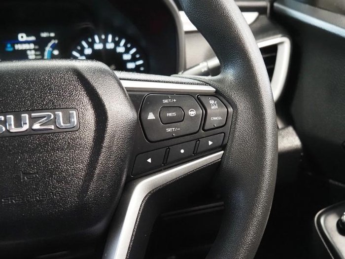 2023 Isuzu MU-X LS-M