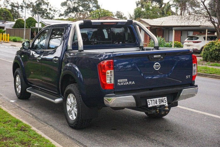 2016 Nissan Navara ST