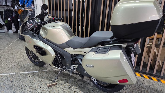 2013 Triumph SPRINT GT GOLD