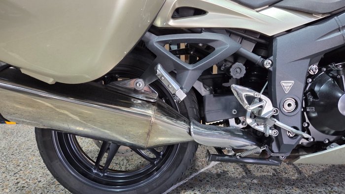 2013 Triumph SPRINT GT GOLD