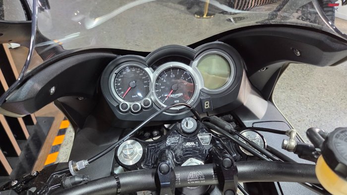 2013 Triumph SPRINT GT GOLD
