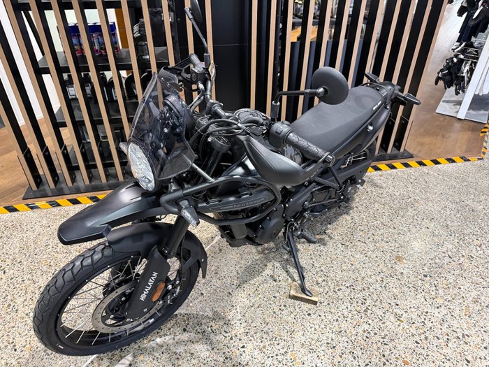 2026 Royal Enfield HIMALAYAN 450 MANA BLACK