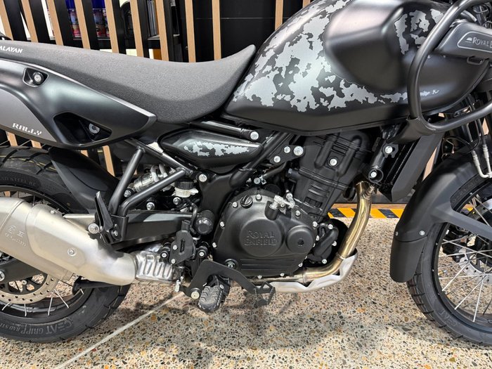 2026 Royal Enfield HIMALAYAN 450 MANA BLACK