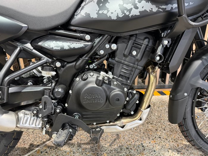 2026 Royal Enfield HIMALAYAN 450 MANA BLACK