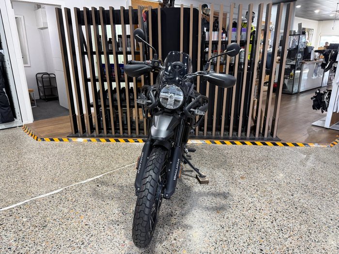 2026 Royal Enfield HIMALAYAN 450 MANA BLACK
