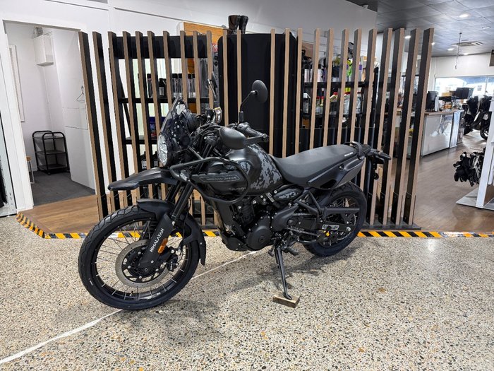 2026 Royal Enfield HIMALAYAN 450 MANA BLACK