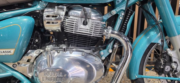 2025 Royal Enfield CLASSIC 650 TEAL GREEN