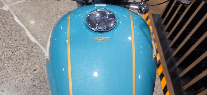 2025 Royal Enfield CLASSIC 650 TEAL GREEN