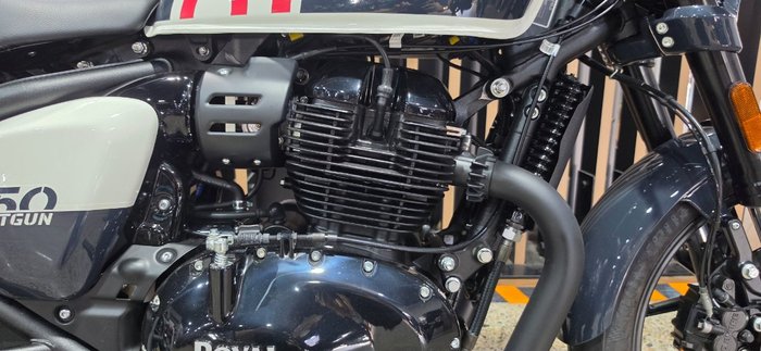 2026 Royal Enfield SHOTGUN 650 WHITE