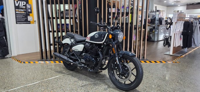 2026 Royal Enfield SHOTGUN 650 WHITE