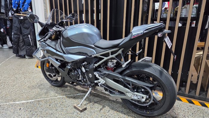 2026 BMW Motorrad S 1000 RR SILVER
