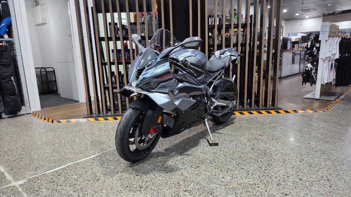 2026 BMW Motorrad S 1000 RR SILVER