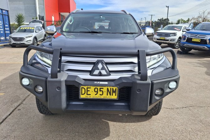 2022 MITSUBISHI PAJERO SPORT