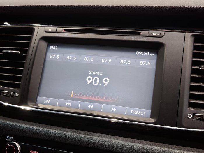 2015 Kia Carnival Platinum