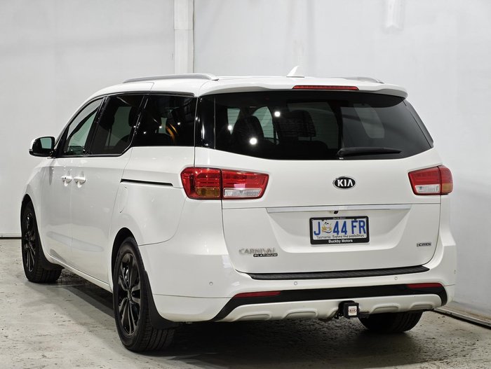 2015 Kia Carnival Platinum