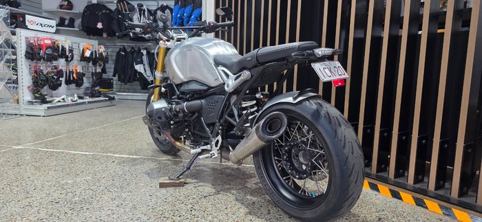 2021 BMW Motorrad R NINE T BLACK STORM METALLIC 2