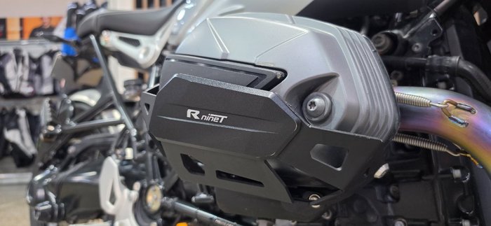2021 BMW Motorrad R NINE T BLACK STORM METALLIC 2