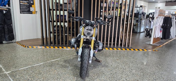 2021 BMW Motorrad R NINE T BLACK STORM METALLIC 2
