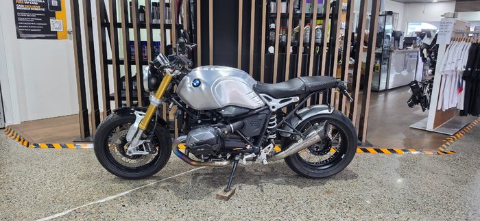 2021 BMW Motorrad R NINE T BLACK STORM METALLIC 2