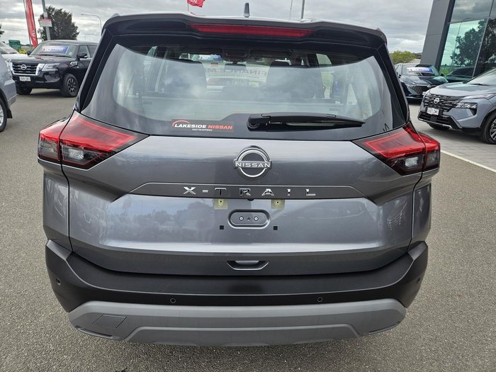 2025 Nissan X-TRAIL ST