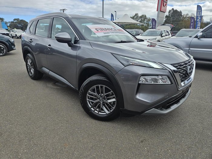 2025 Nissan X-TRAIL ST
