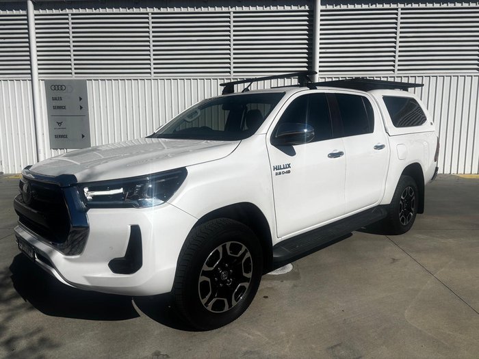 2020 Toyota Hilux SR5