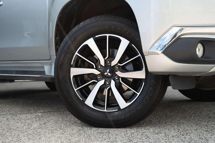2016 Mitsubishi Pajero Sport