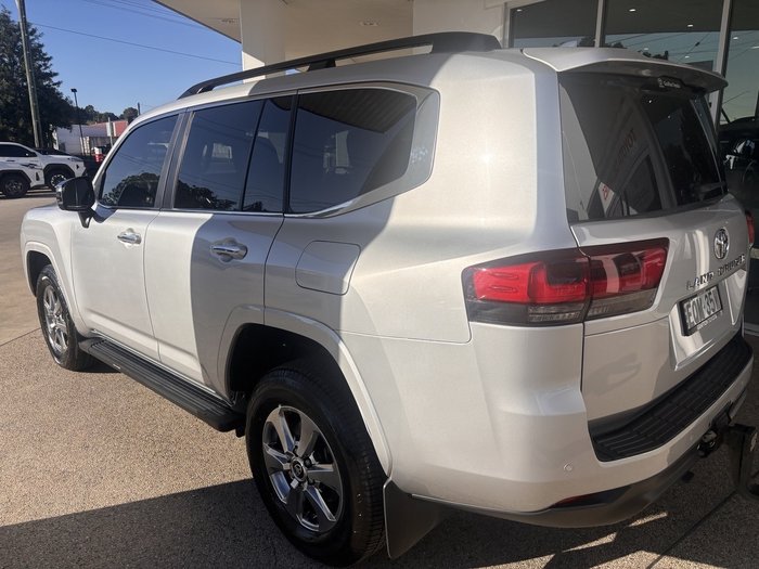 2021 Toyota Landcruiser