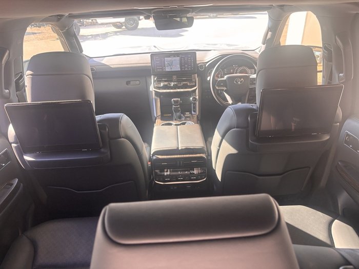 2021 Toyota Landcruiser