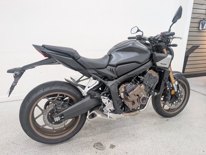 2025 Honda CB650RAC Black