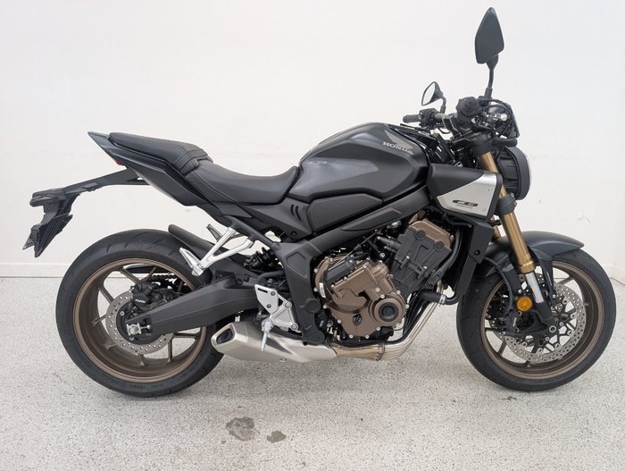 2025 Honda CB650RAC Black