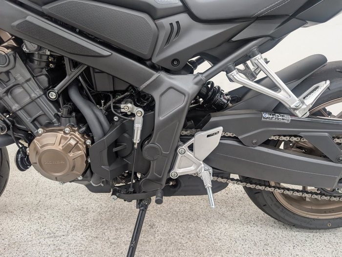 2025 Honda CB650RAC Black