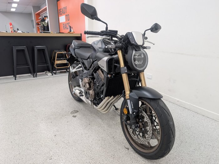 2025 Honda CB650RAC Black