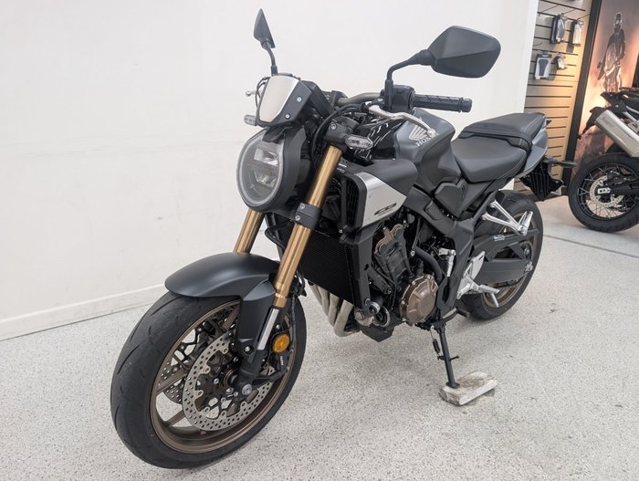 2025 Honda CB650RAC Black