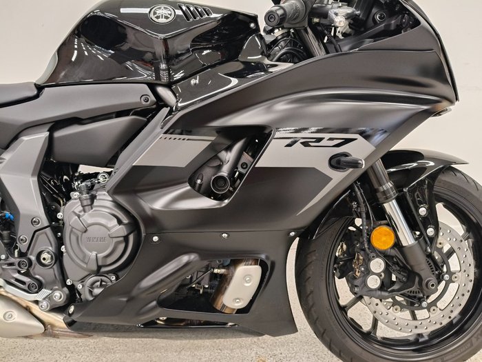 2025 YAMAHA YZF-R7LA Black