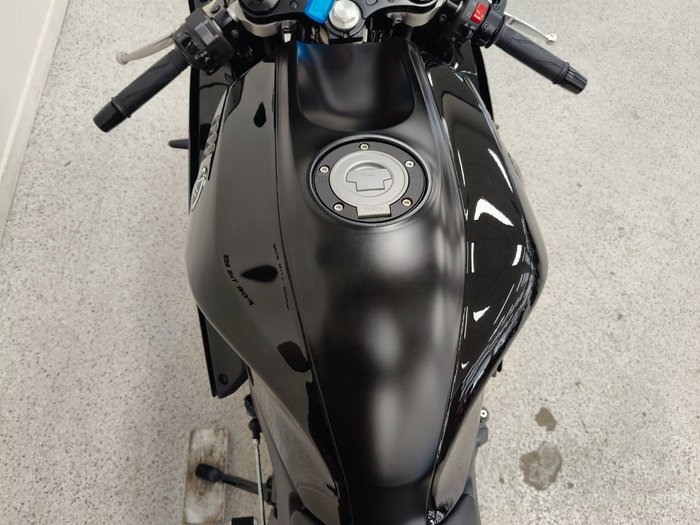 2025 YAMAHA YZF-R7LA Black