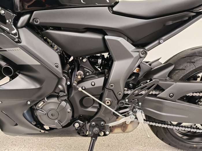 2025 YAMAHA YZF-R7LA Black