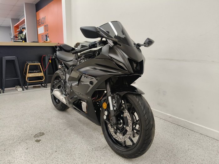 2025 YAMAHA YZF-R7LA Black
