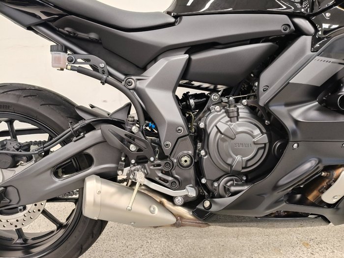 2025 YAMAHA YZF-R7LA Black