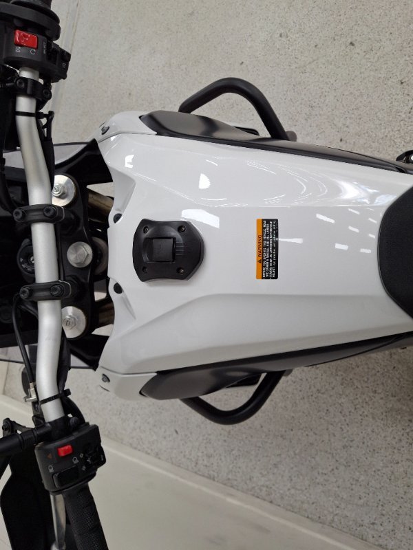 2023 YAMAHA XTZ690 TENERE 700 White