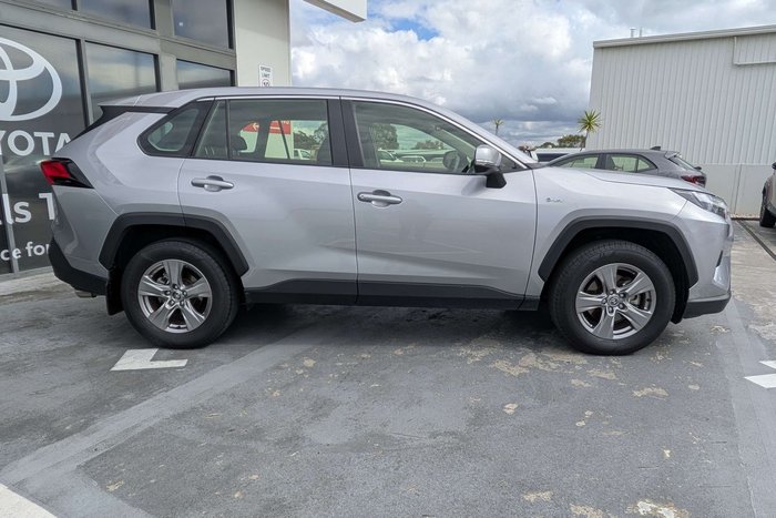 2025 Toyota RAV4 GX