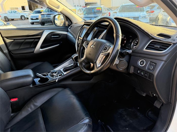 2019 MITSUBISHI PAJERO SPORT BLACK EDITION SAM (4x4) 7 SEAT