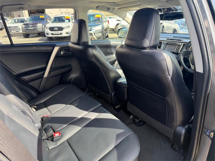 2014 TOYOTA RAV4 CRUISER (4x4)