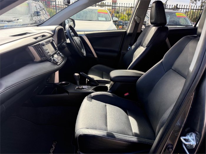 2014 TOYOTA RAV4 CRUISER (4x4)