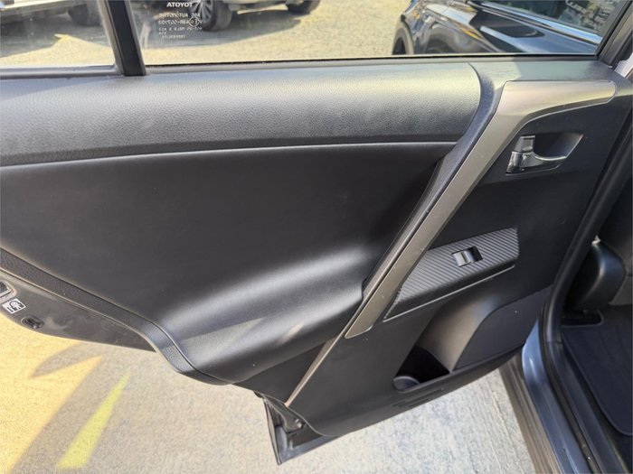2014 TOYOTA RAV4 CRUISER (4x4)